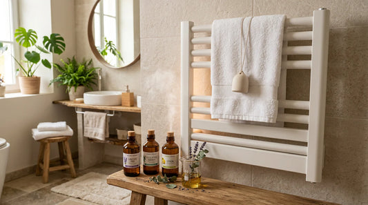 Sèche-serviette et huiles essentielles : comment parfumer naturellement sa salle de bain ?