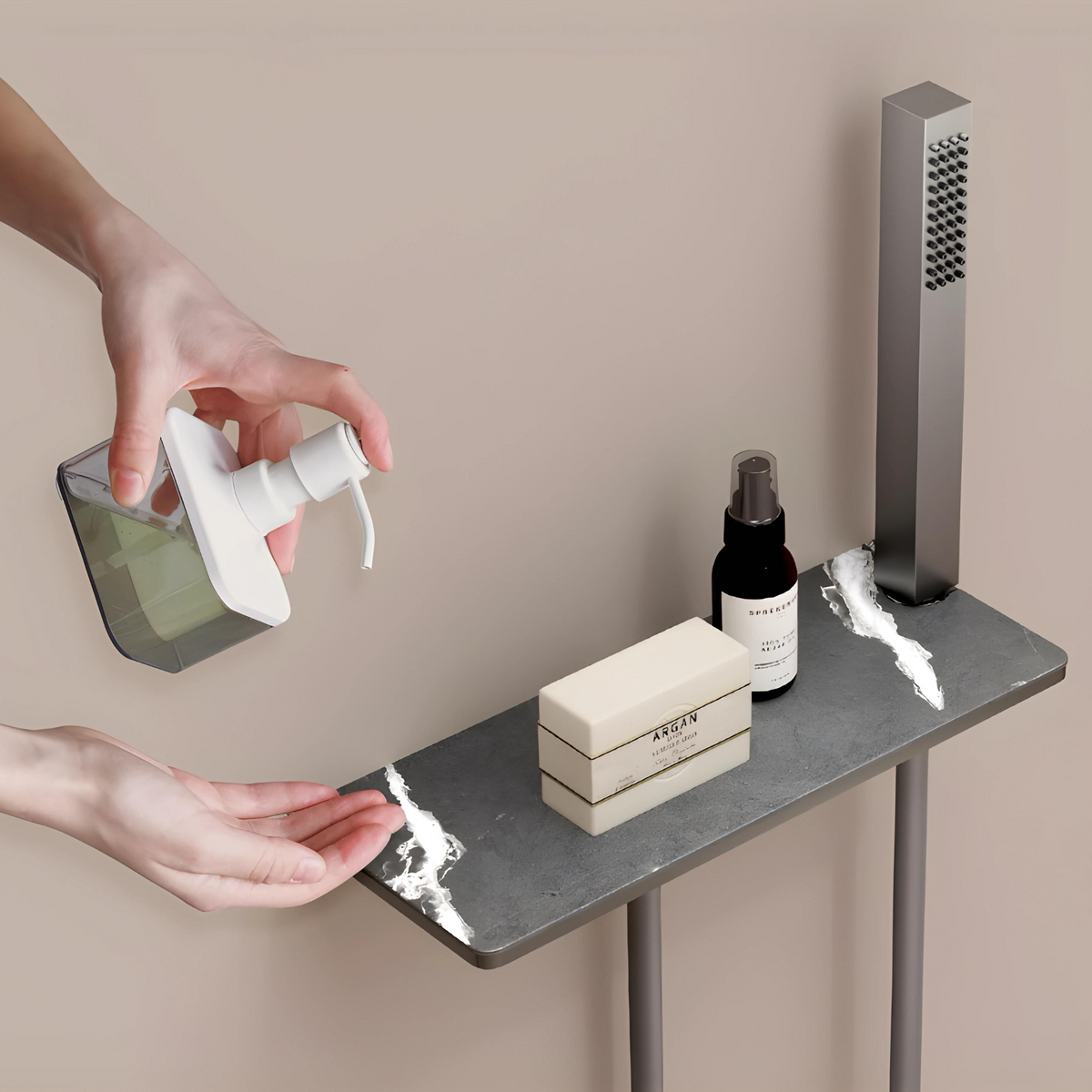 Colonne de douche avec tablette en ardoise