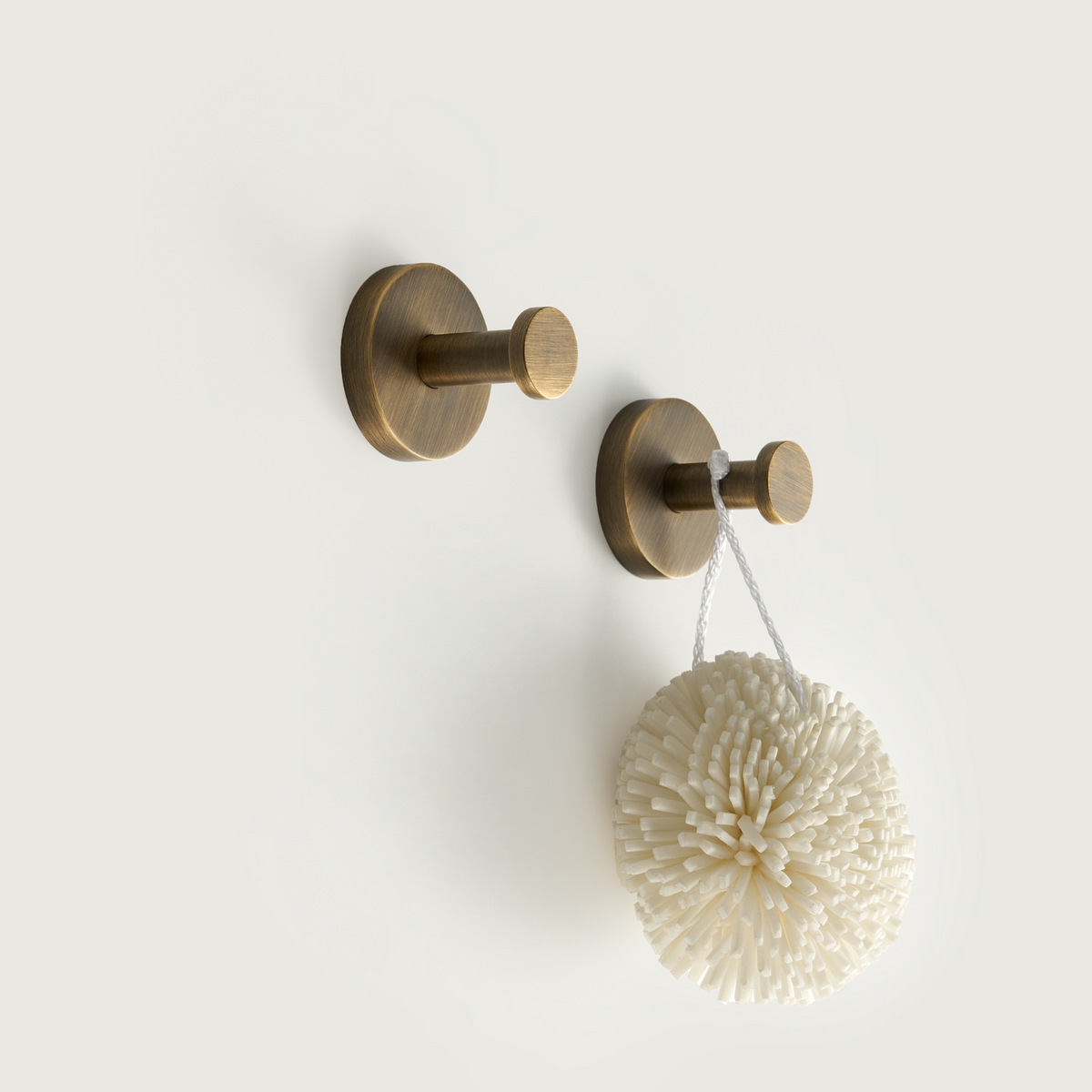 Accessoires de salle de bain laiton massif moleté