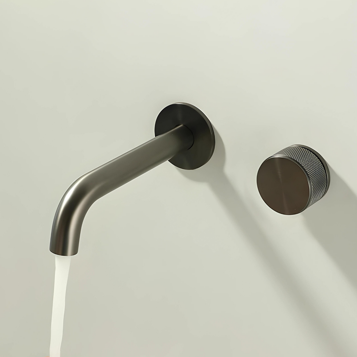 Magnetite Robinet de Lavabo Mural Moleté, 5 Finitions