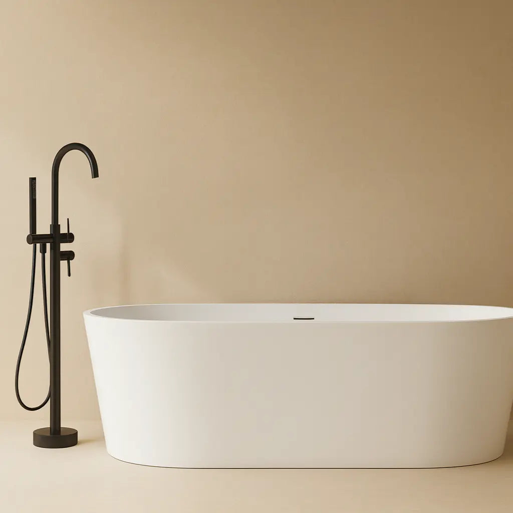 Mitigeur de baignoire sur pied noir mat