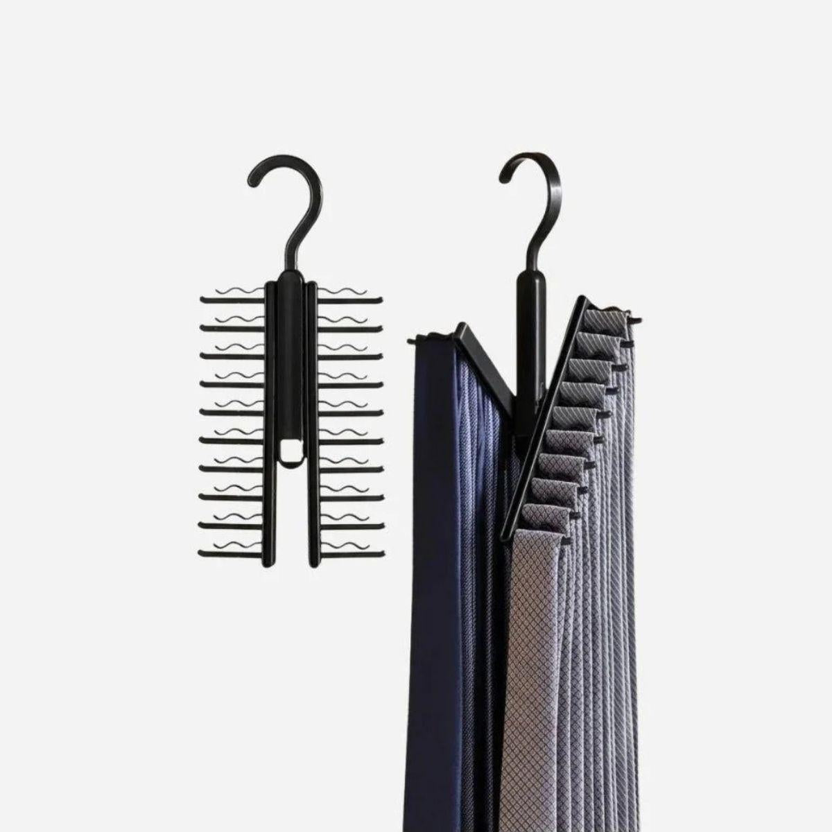 Tie & belt hanger with 20 non-slip clips