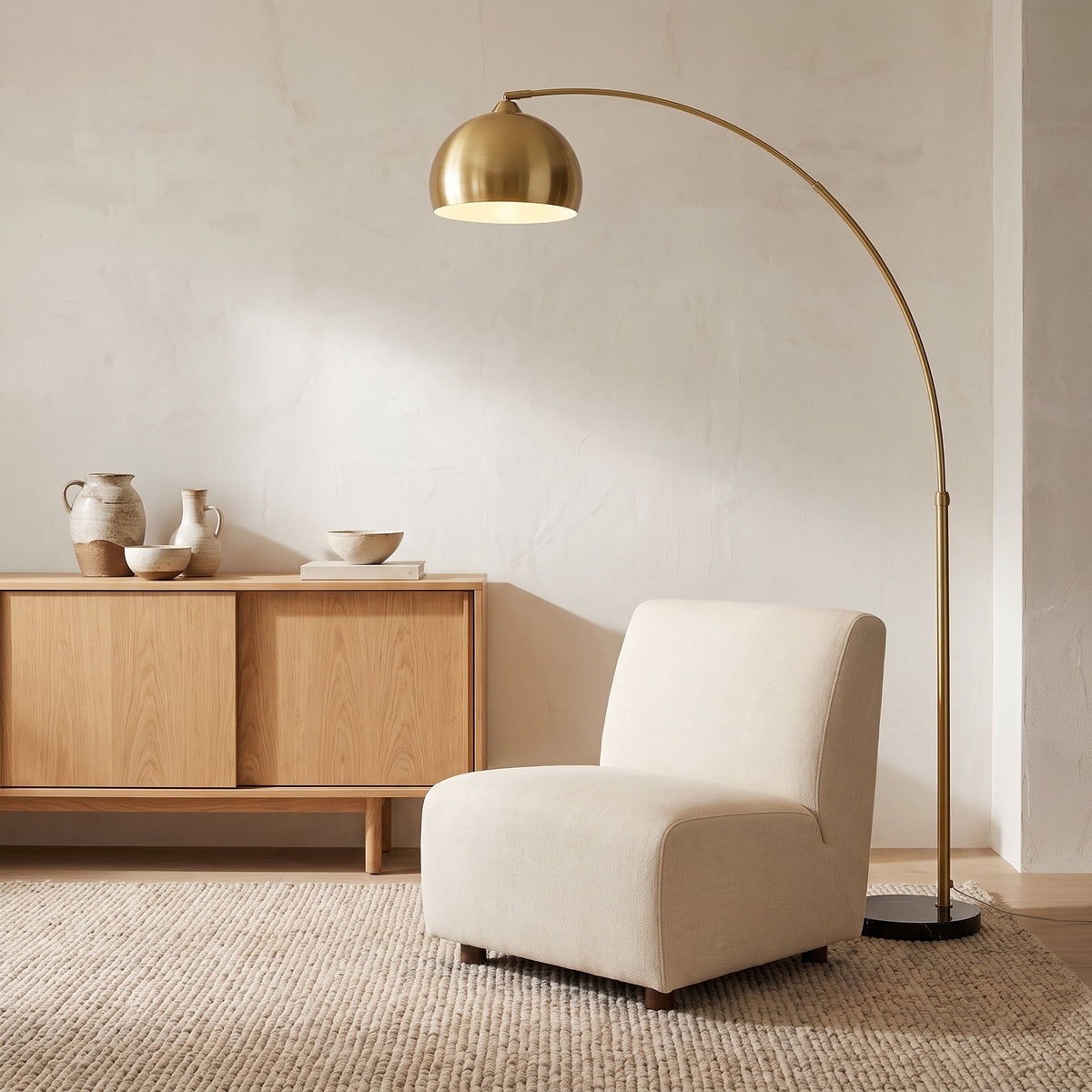 Lampadaire arc doré minimaliste DORICA