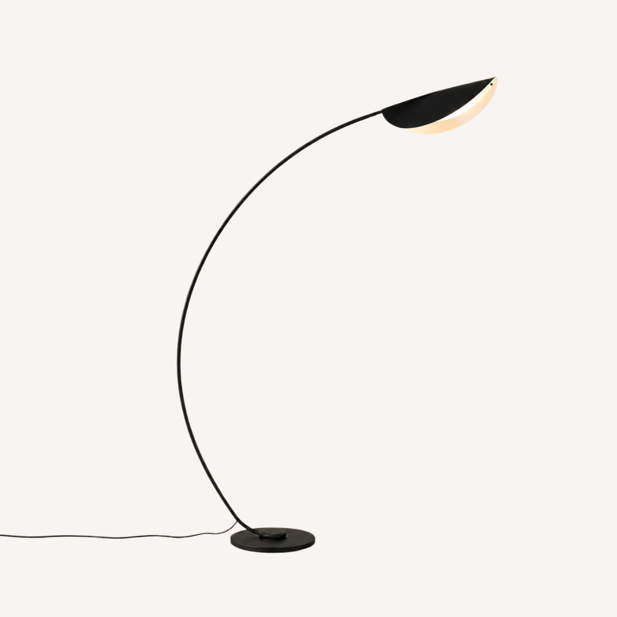 Lampadaire arc noir minimaliste GRAFICA