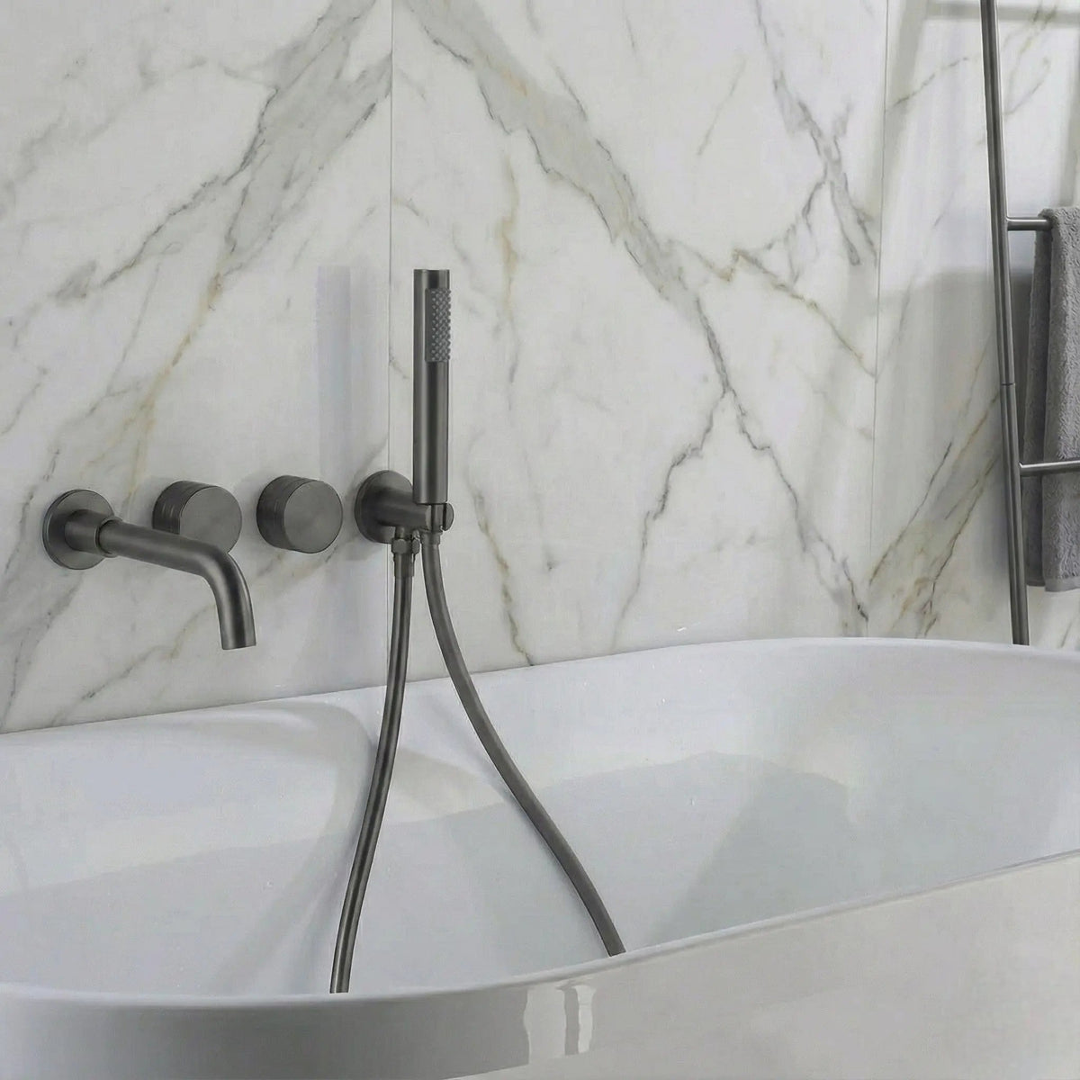 Mitigeur de baignoire encastré avec douchette anthracite