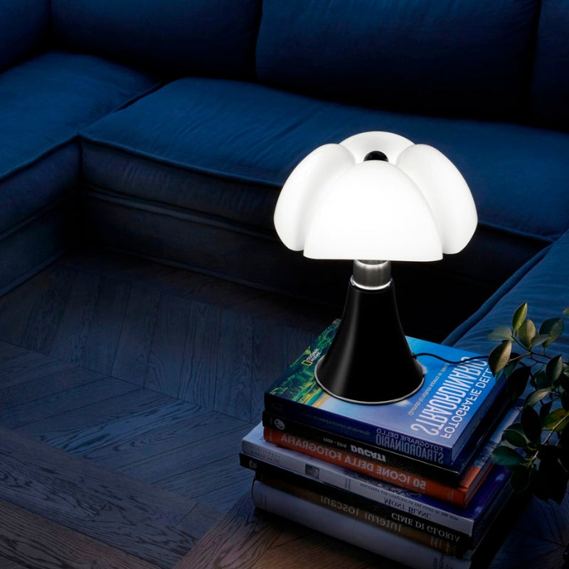 Lampe à poser design moderne LINEA