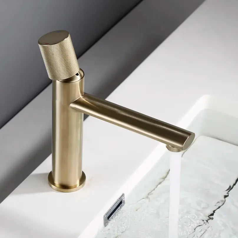 Mitigeur de lavabo générique or brossé