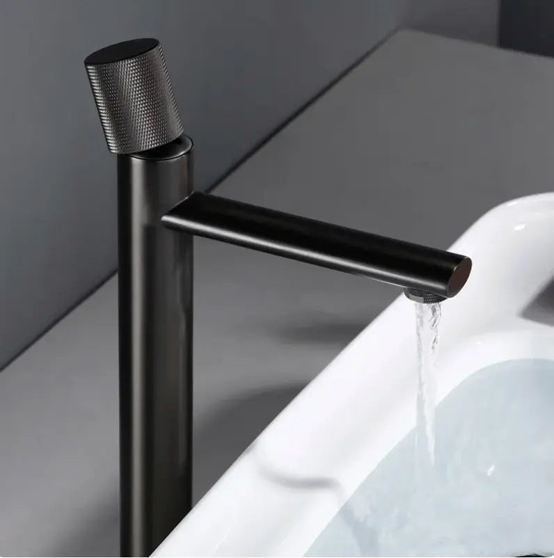 Mitigeur de lavabo haut noir