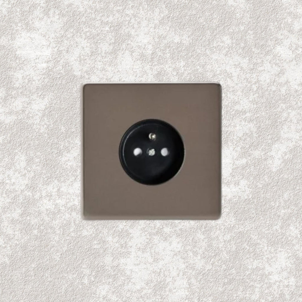 prise de courant simple bronze