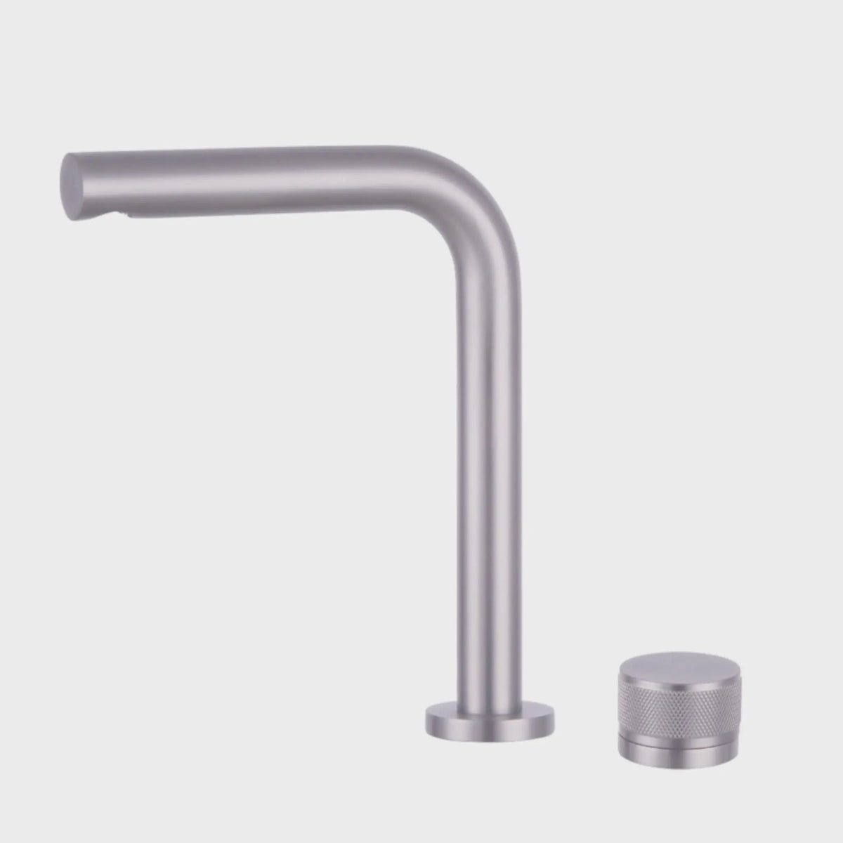 Robinet de lavabo sur plan inox