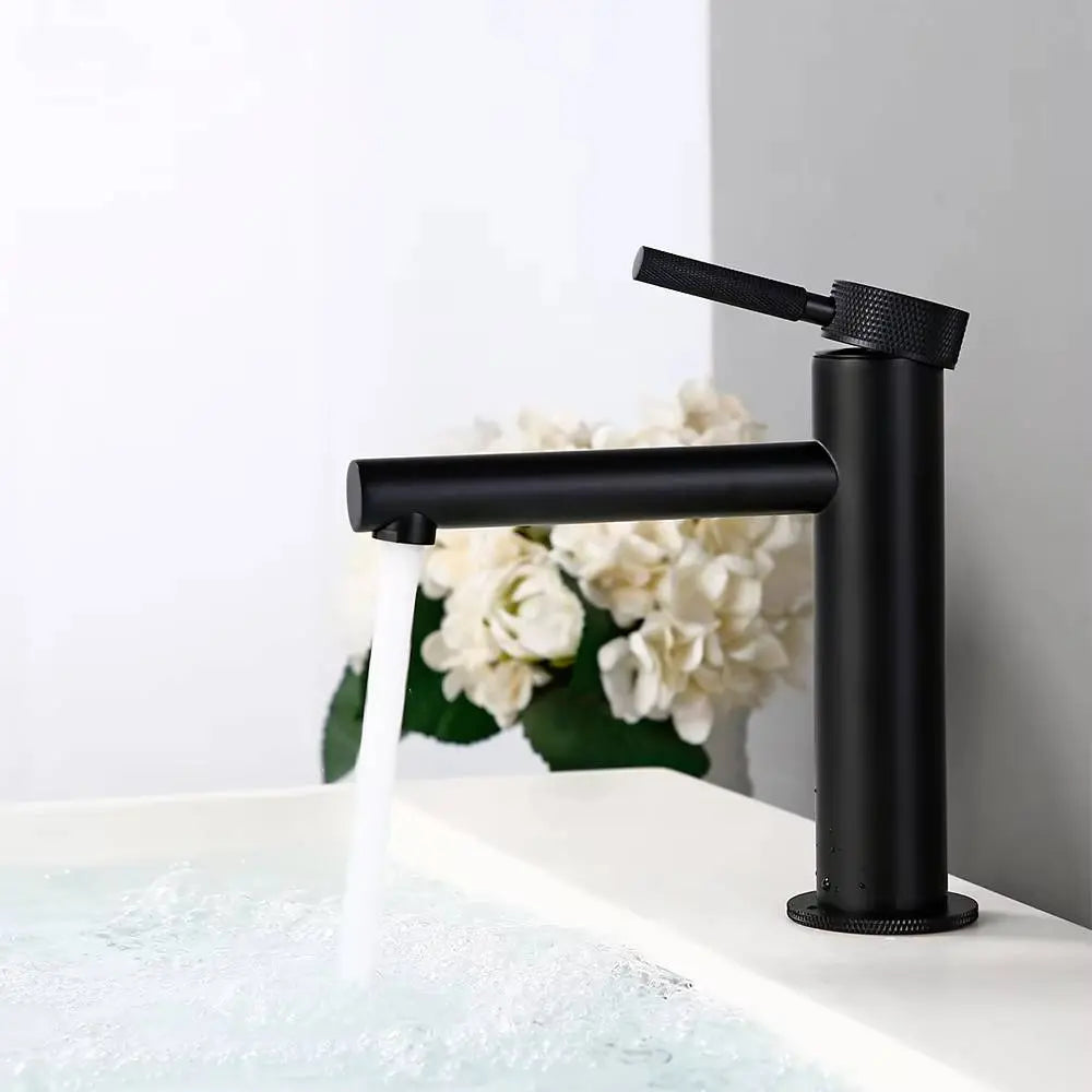 Mitigeur de lavabo générique noir mat