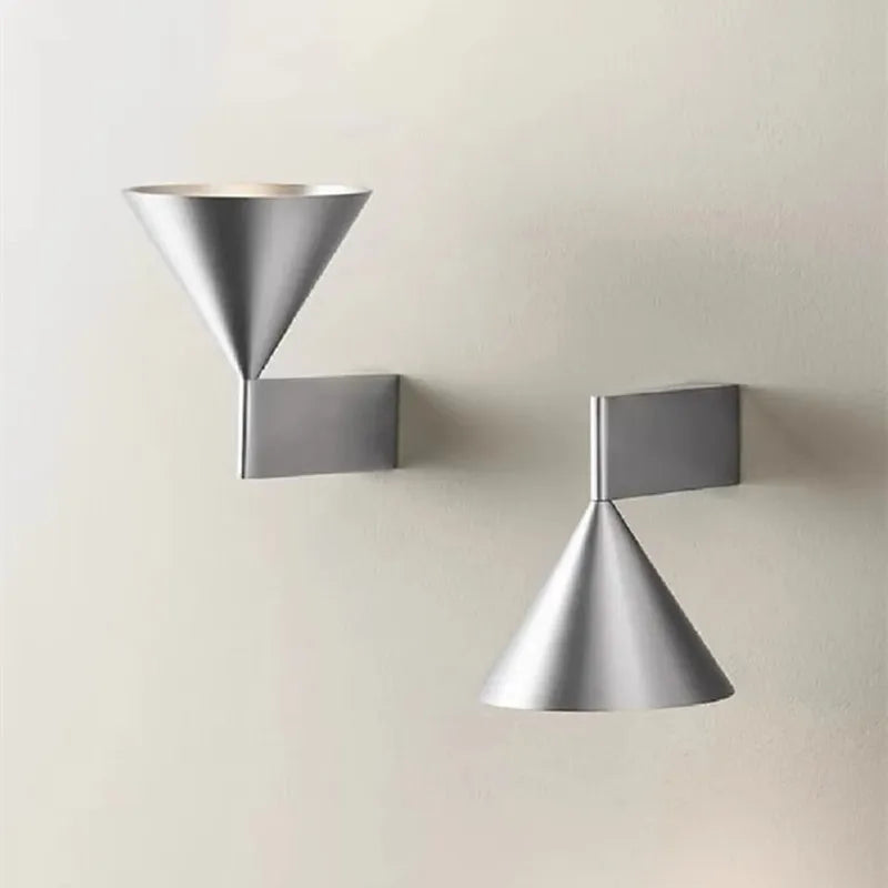 VERTICE - Applique Murale Conique, Design Minimaliste Italien