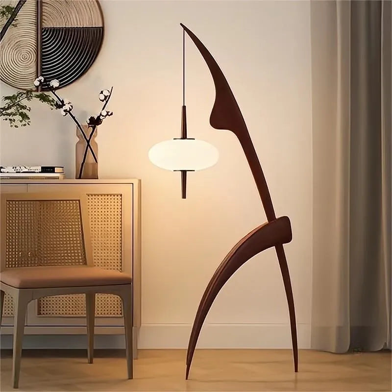 Lampadaire en bois abat-jour suspendu LUCERNA