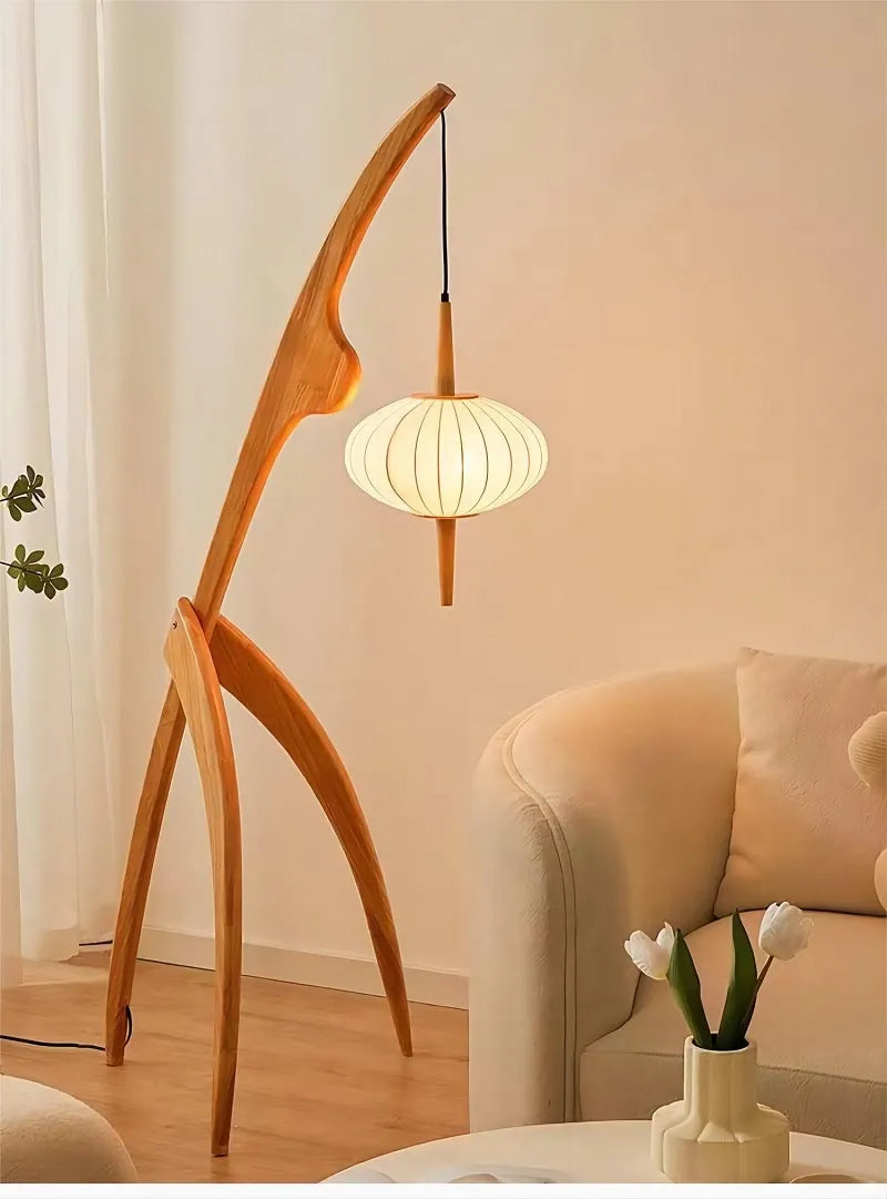 Lampadaire en bois abat-jour suspendu LUCERNA