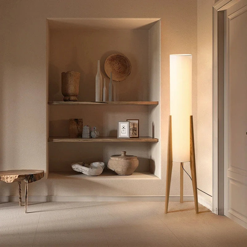 Lampadaire tripode bois et tissu élégance scandinave SCANDIA