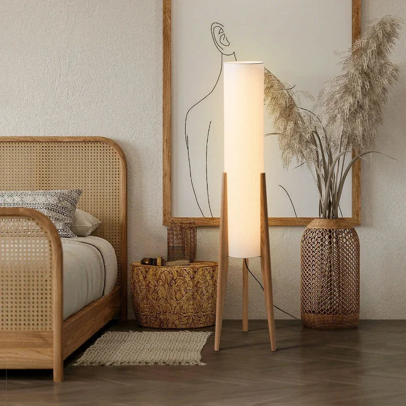 Lampadaire tripode bois et tissu élégance scandinave SCANDIA