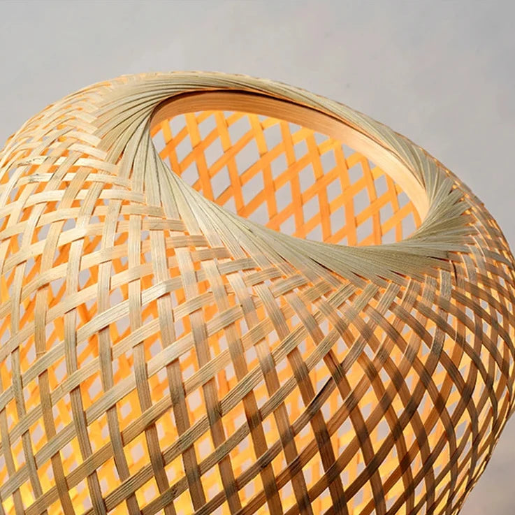 Lampadaire tressé en rotin VIMEA