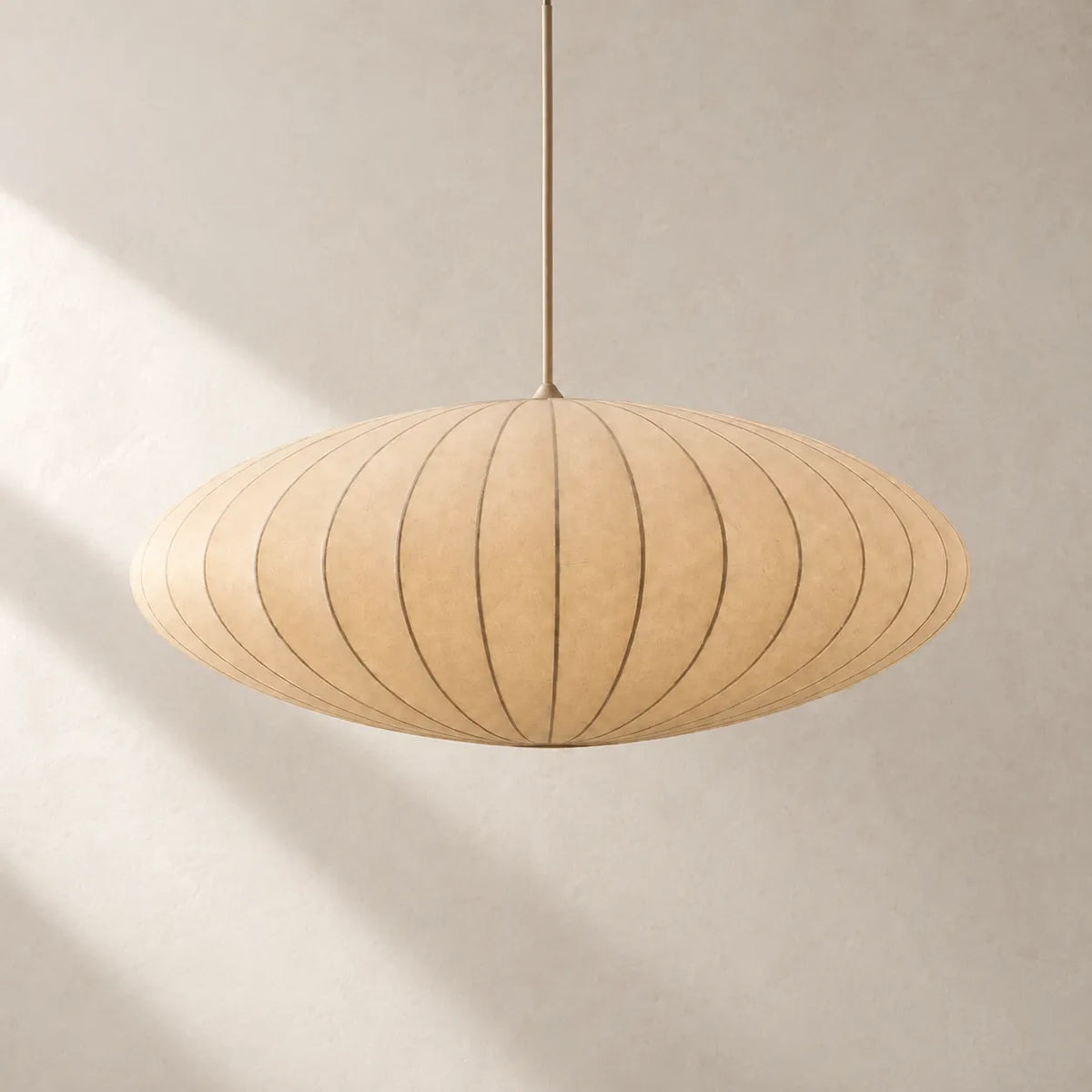 SERANA - Suspension Luminaire en Soie Plissée, Esprit Japandi
