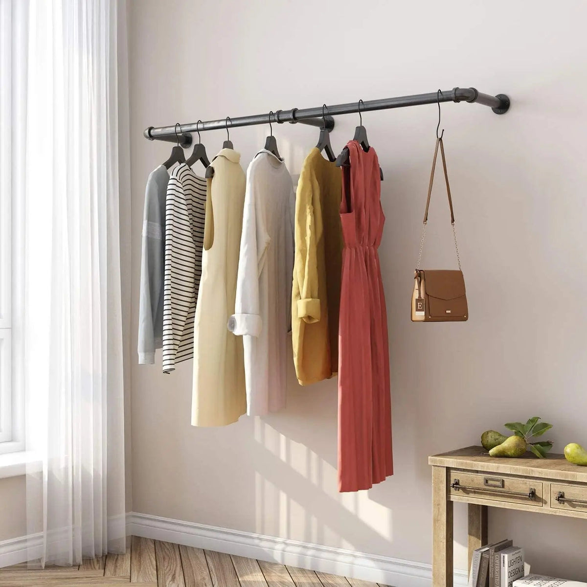 Barre de suspension vêtements mur industrielle - Une solution stylée d'organisation du - Aéraly