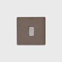 Bronze Simple