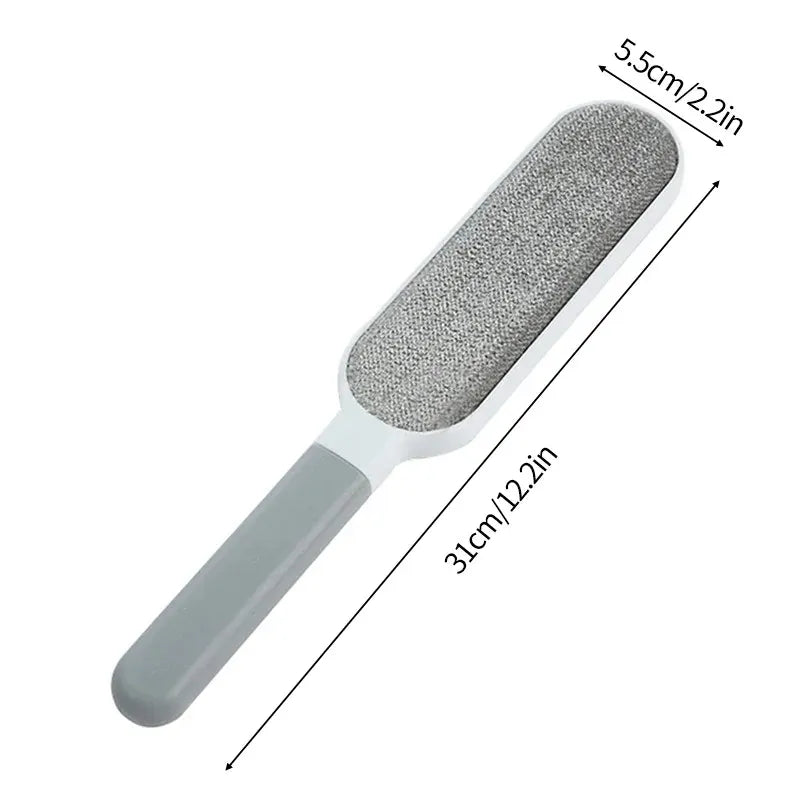 Brosse pour textile - Incontournable pour un entretien impeccable de vos vêtements L Gris