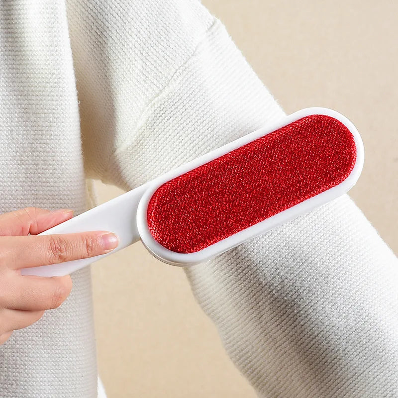 Brosse Vetement Anti Poils - Dites adieu aux poils sur vos vêtements - Aéraly