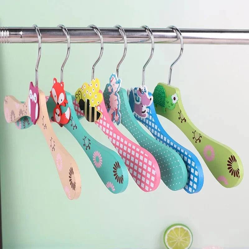 Cintre bébé en bois décoratifs animaux - Lot de 6 - Aeraly