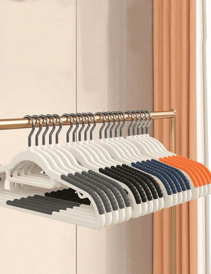 Cintre plastique antidérapant  – lot de 10 pièces