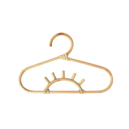 Cintre Rotin Bébé – Élégant & Fait Main - Aeraly