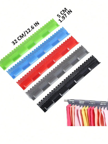 Cintre suspendu chaussettes et sous-vêtements