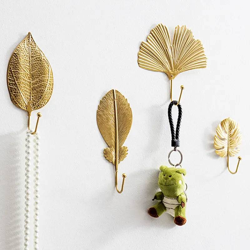 crochet mural forme feuille or luxe sac main manteau