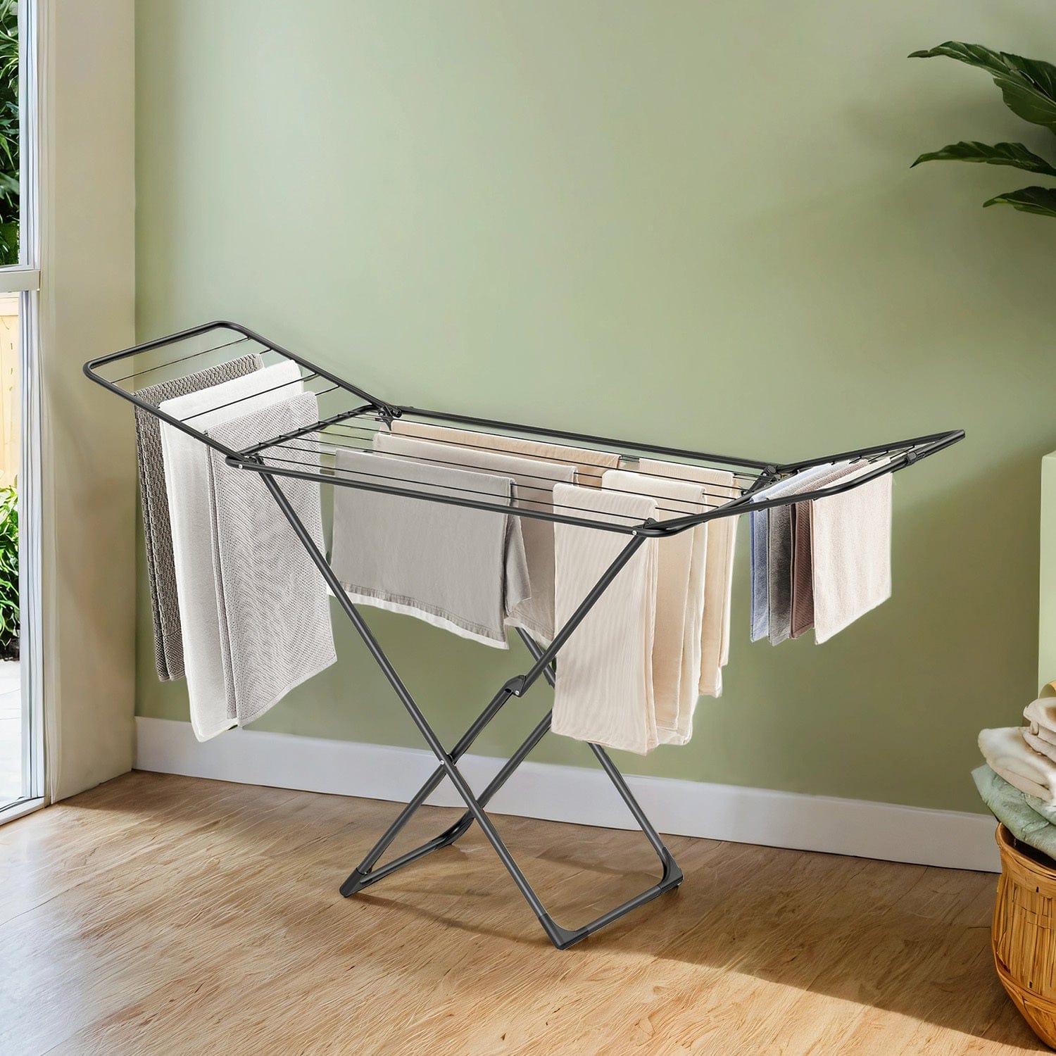 Étendoir à linge solide pliable en acier – grande capacité et séchage naturel Noir