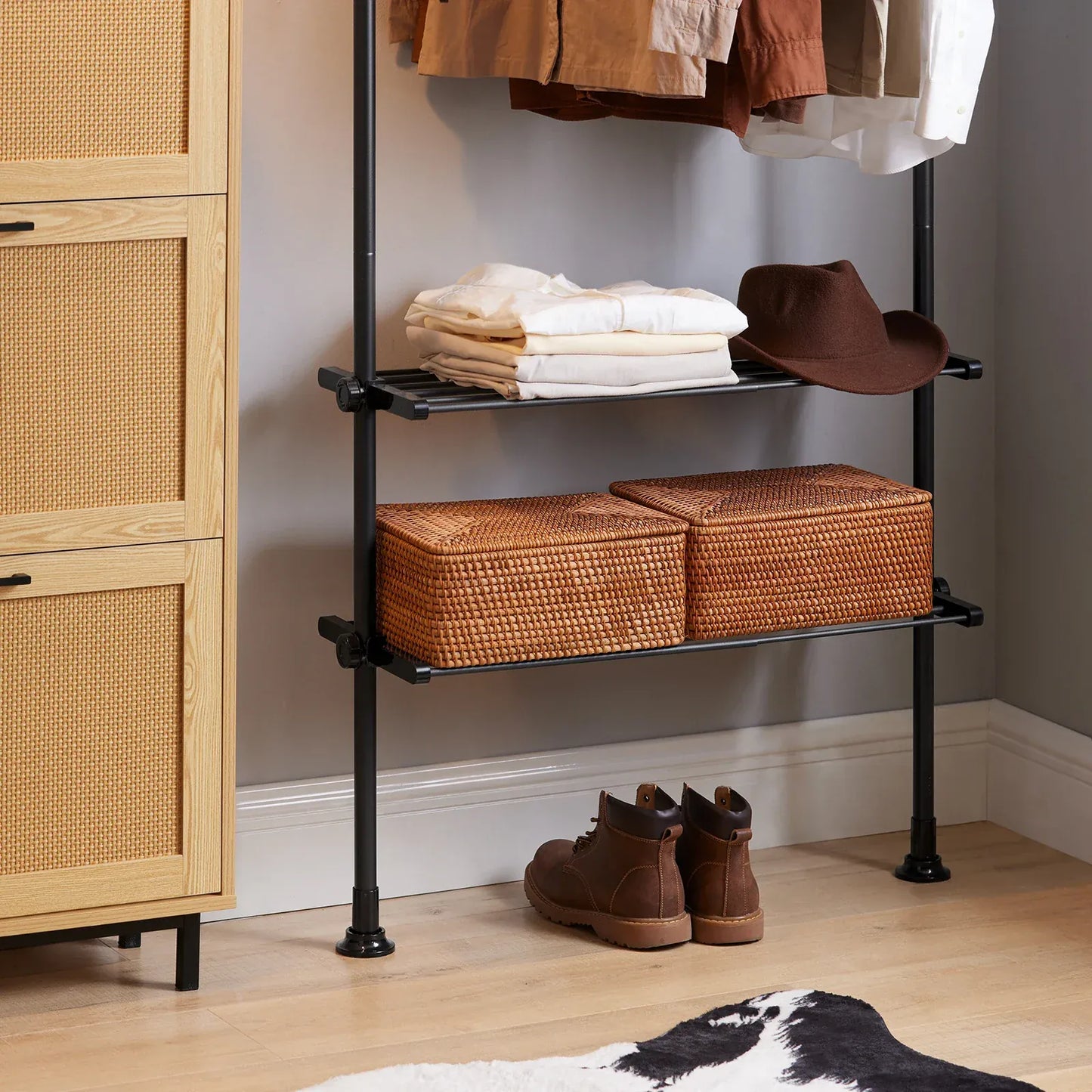 Garde-robe télescopique : rangement efficace et ordonné Noir