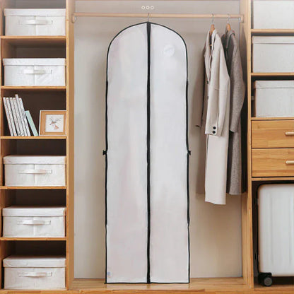 Housse anti-poussière vêtements : Protégez vos tenues avec style