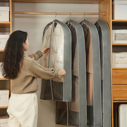 Housse protection vêtements épais placard