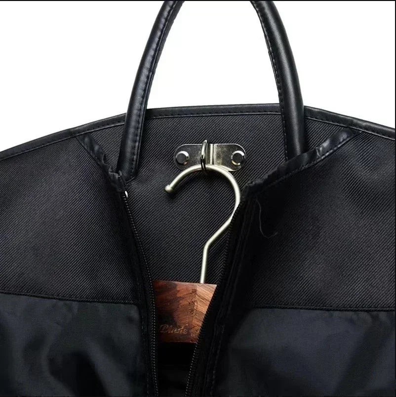 Housse pour vêtements hommes luxe - Protégez vos vêtements avec style et efficacité - Aéraly