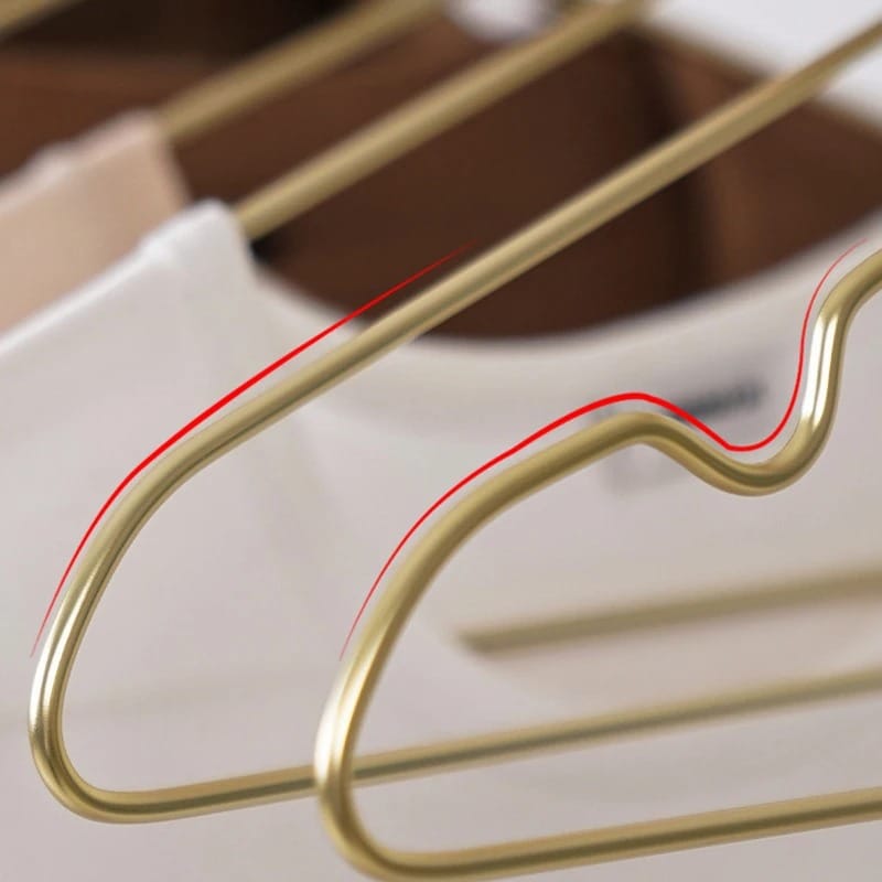 Lot de 10 Cintres Métal Premium Minimaliste & Élégant - Aeraly