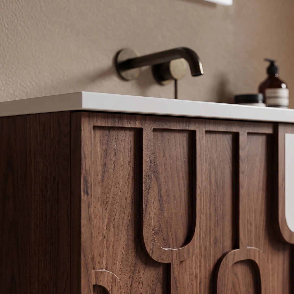 NOCE - Meuble Vasque Suspendu 80 cm, Façade Noyer à Motifs en U, avec Miroir