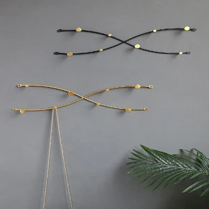 Porte-manteau mural design - Maintenez une entrée organisée avec style