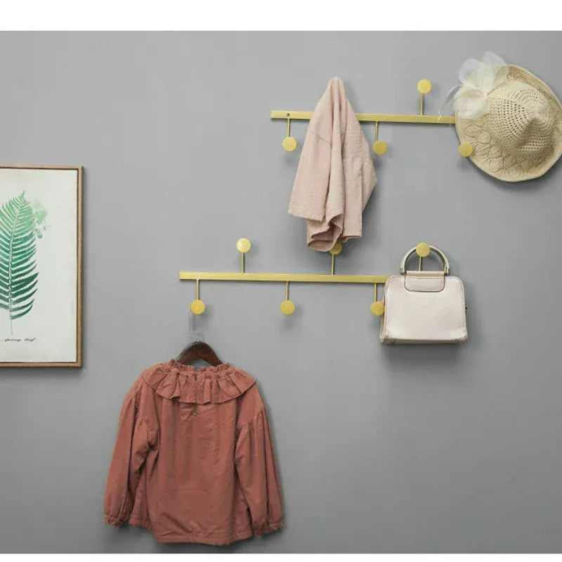 Porte manteau mural moderne pour vêtements