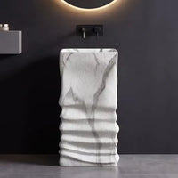 STRATA - Vasque totem en pierre striée